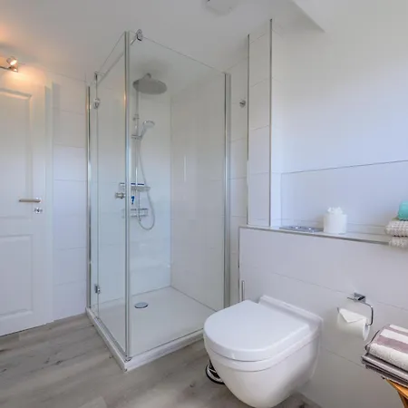 Ferienwohnung-neu-weidenstieg-og Apartament