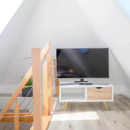 Ferienwohnung-neu-weidenstieg-og Διαμέρισμα *